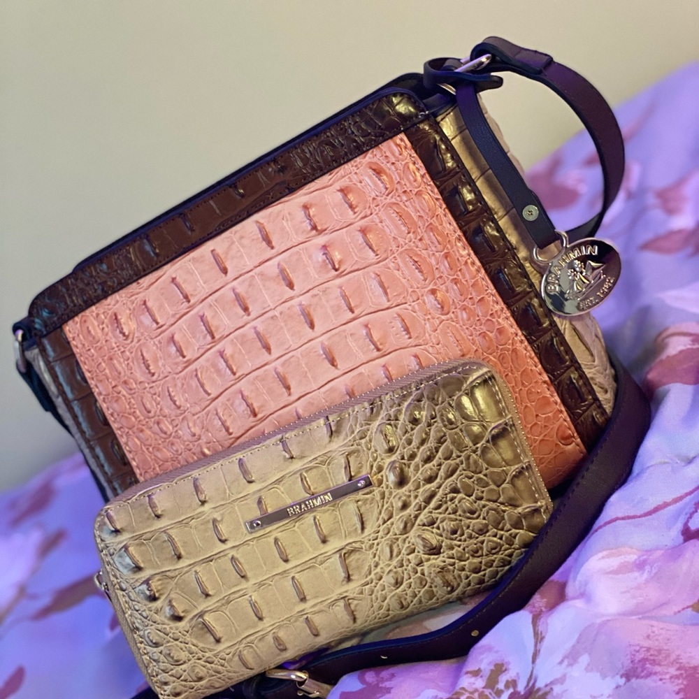 Cross over hand bag